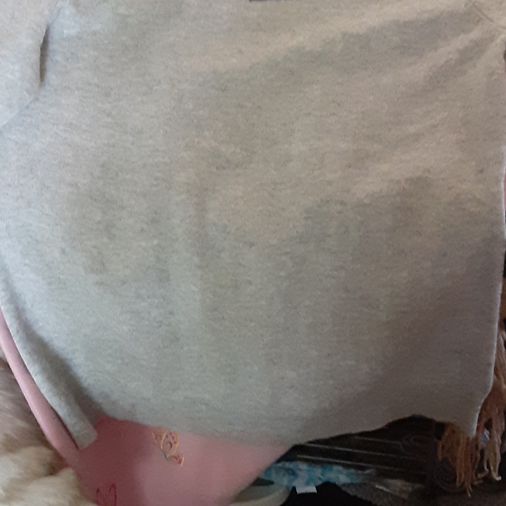 Sweater - Picture 6 of 6